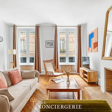 Luxe Parisien Avec Terrasse -2br-6p Apartment Paris