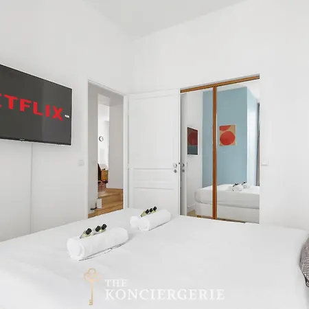 Luxe Parisien Avec Terrasse -2br-6p Apartment