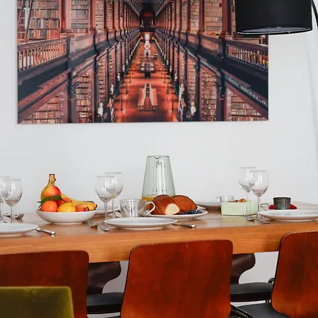 Luxe Parisien Avec Terrasse -2br-6p Paris